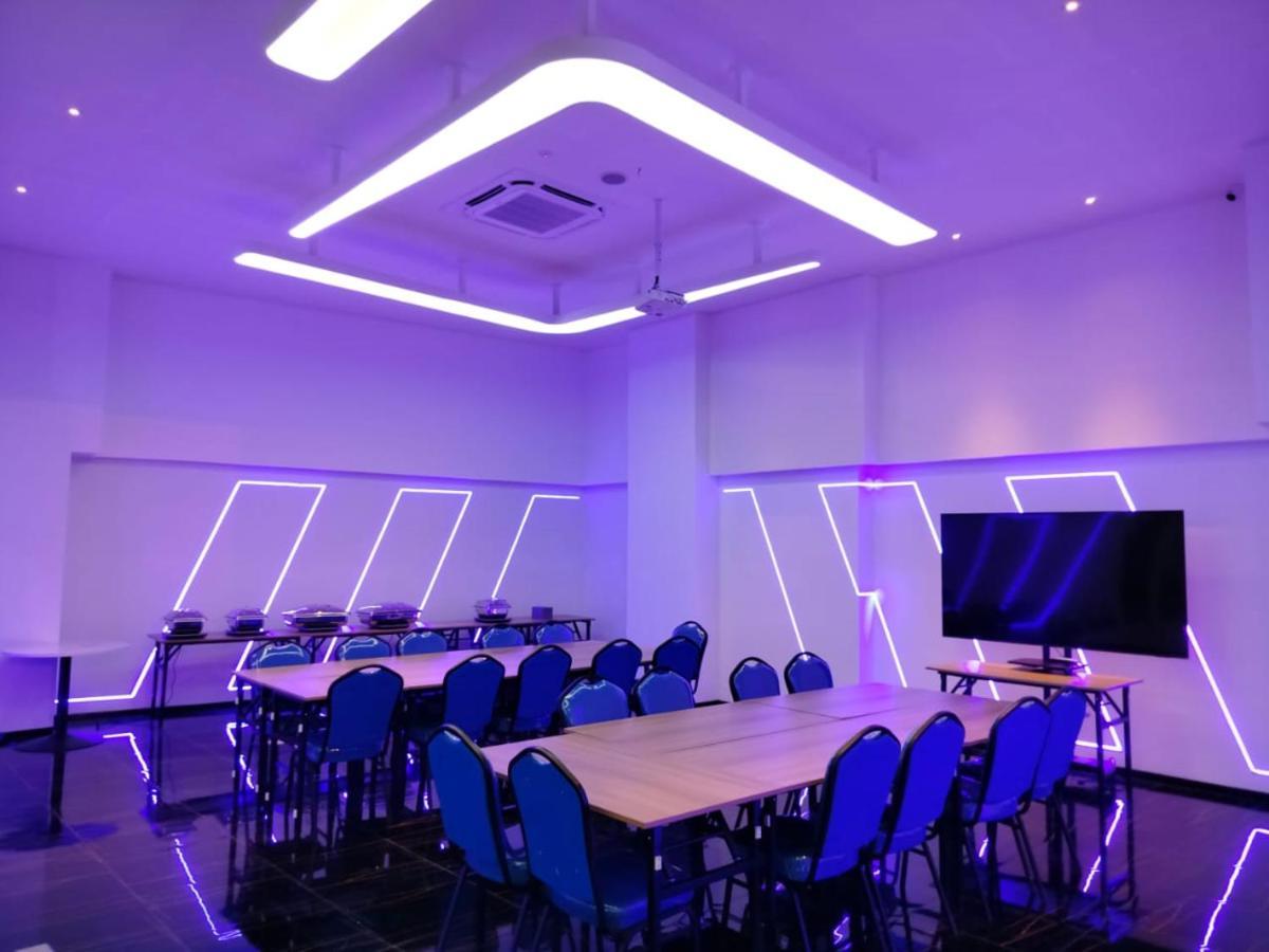 מלון ג'קרטה Moritz Biz Gandaria מראה חיצוני תמונה