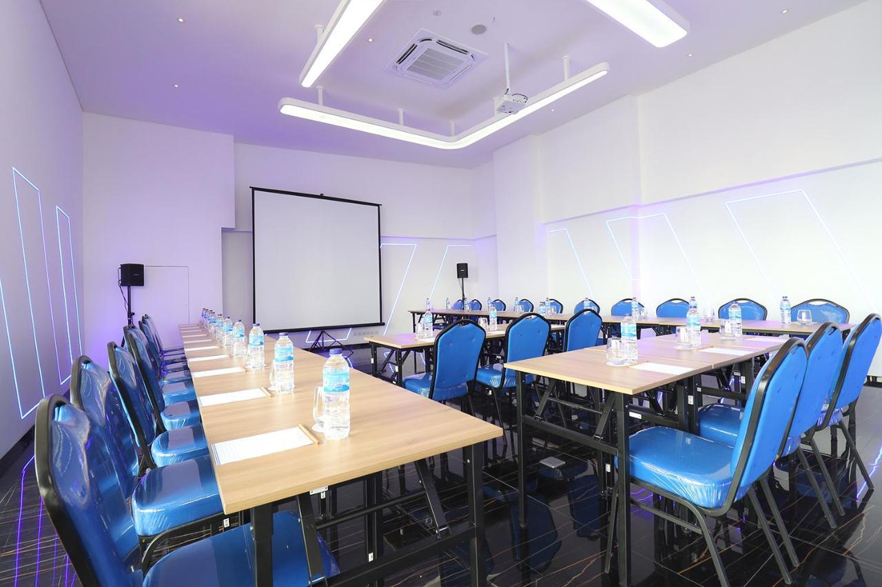 מלון ג'קרטה Moritz Biz Gandaria מראה חיצוני תמונה